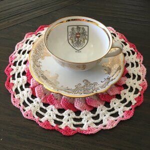 Seltmann Weiden Bavaria Wien Vienna Coat of Arms Teacup Saucer Set Gold Trim